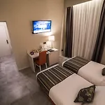 Cinque Terre Gateway בית הארחה לה ספציה