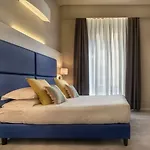 Cinque Terre Gateway בית הארחה 4*